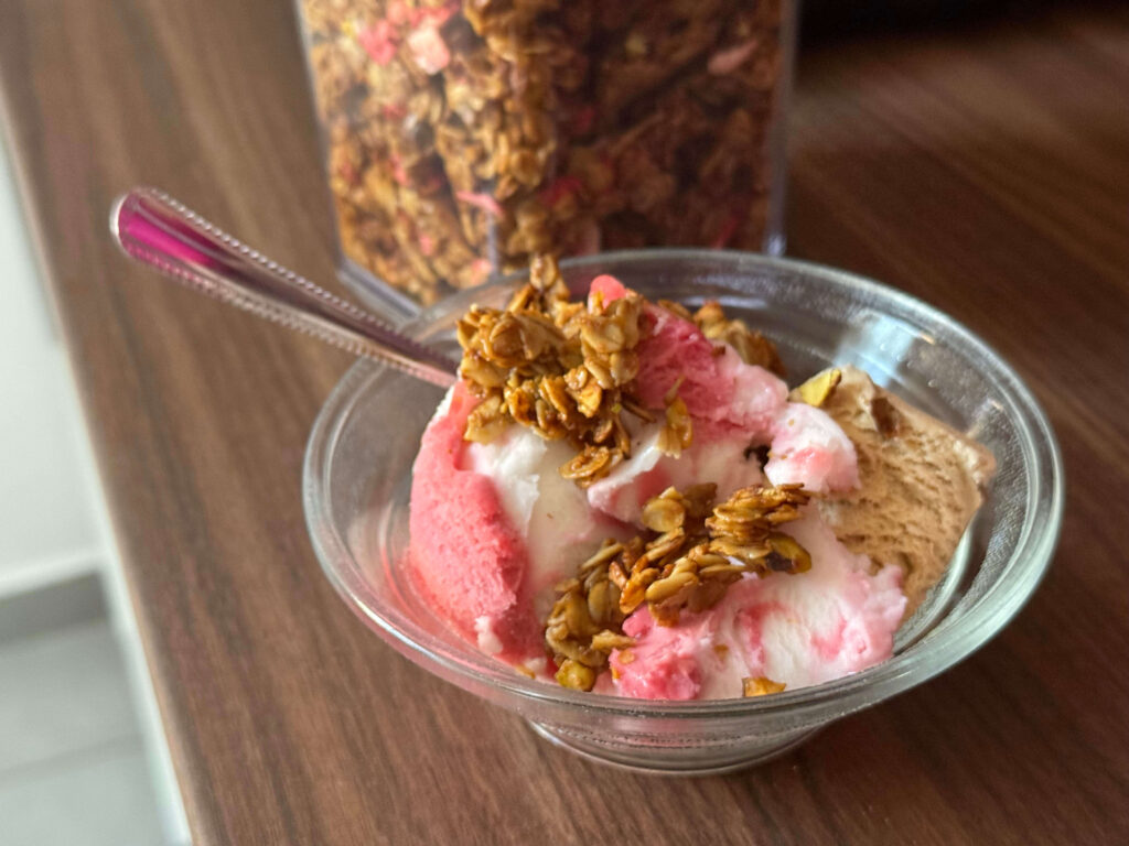 granola fagyival - ropogós desszert 