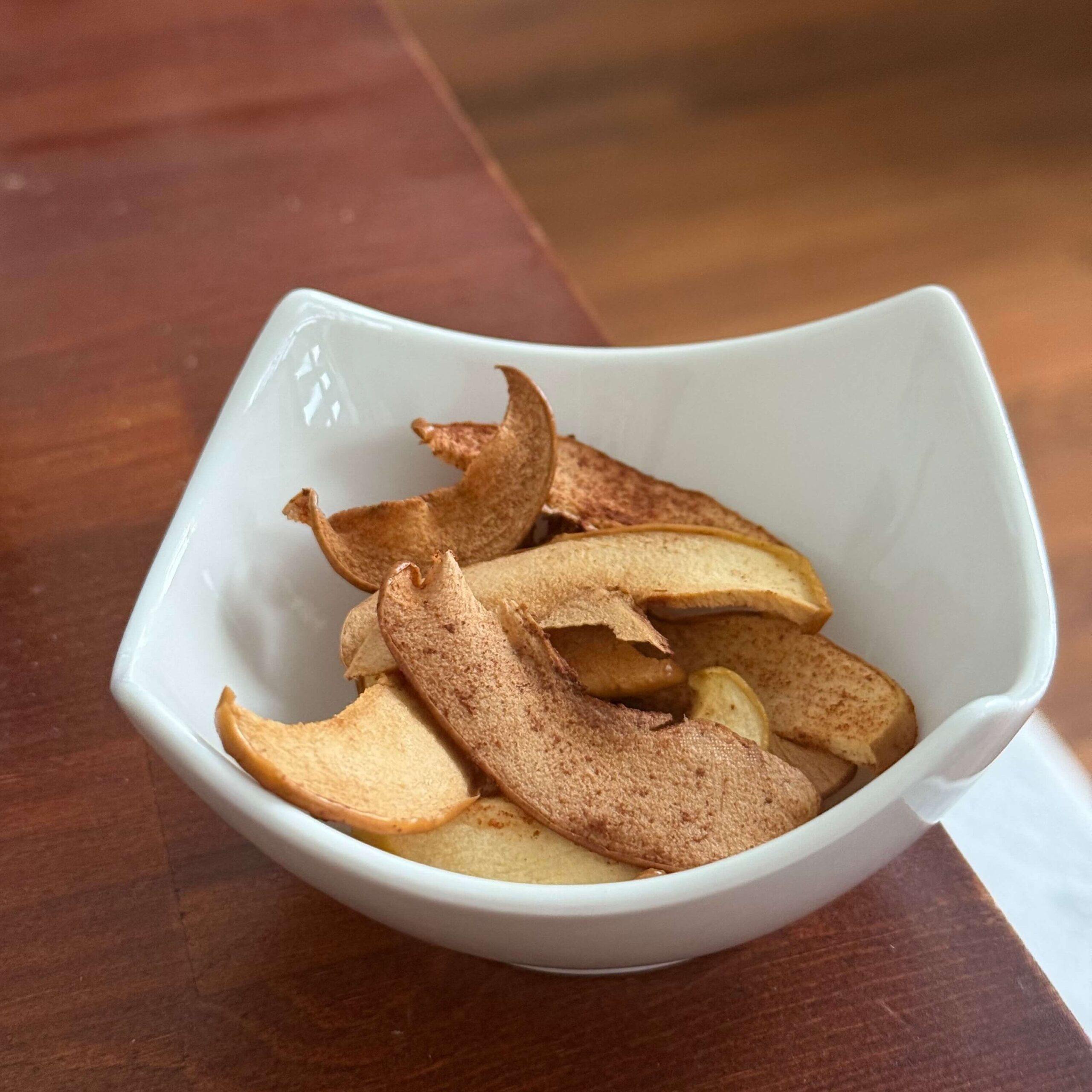 ropogós almachips recept házilag sütőben sütve