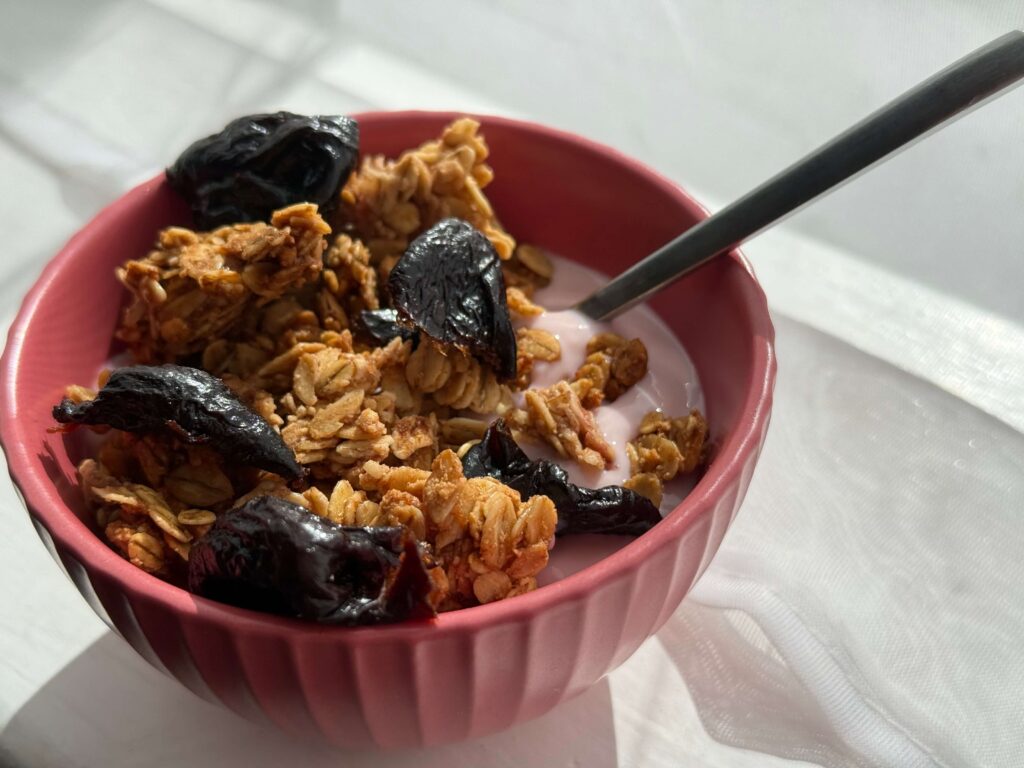 gyümölcsös, szilvás granola